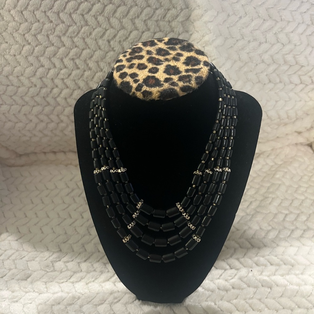 Elegant Black and Silver Beaded Necklace